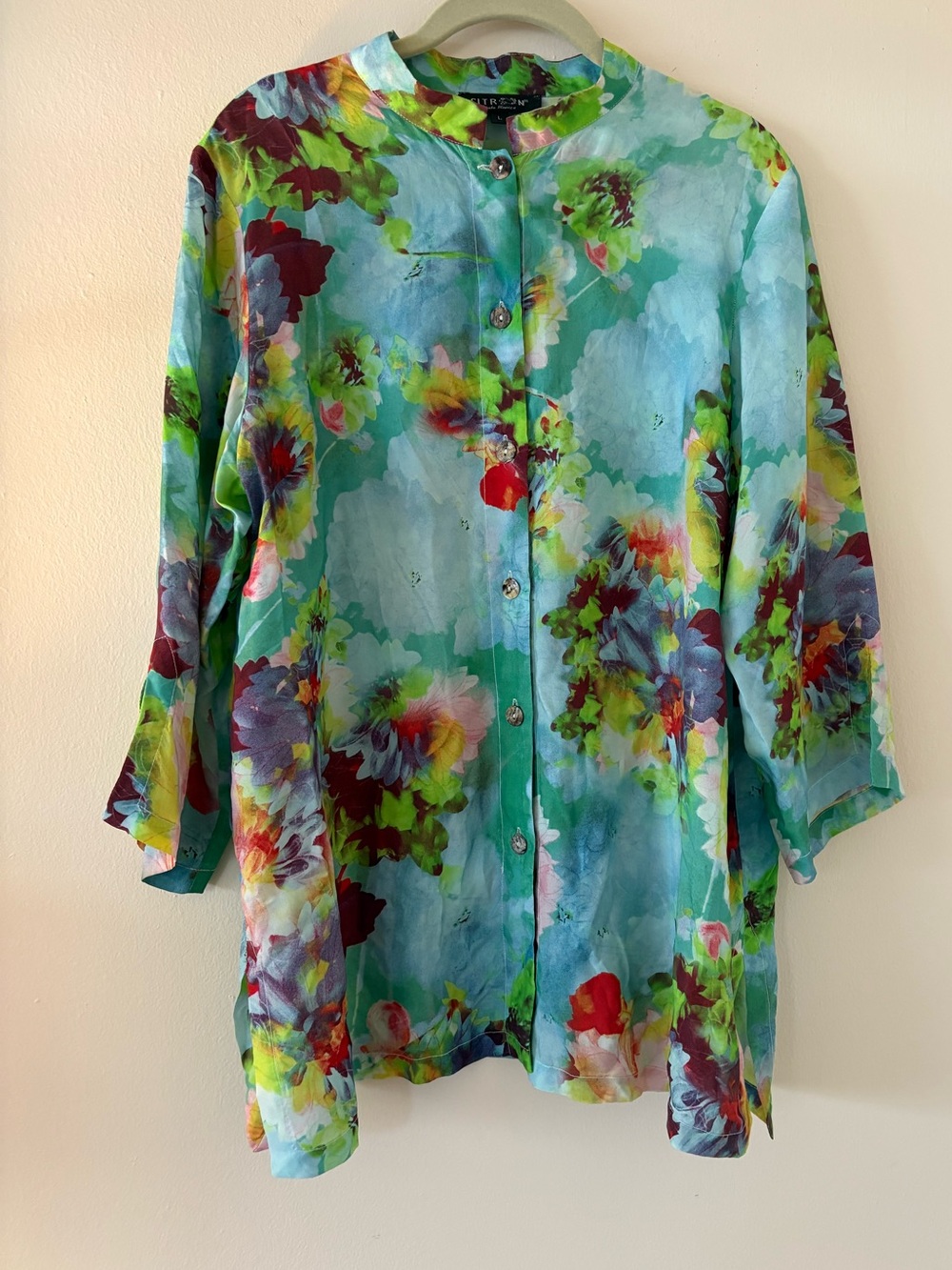 Citron Santa Monica Multicolor Print Blouse Mandarin Collar